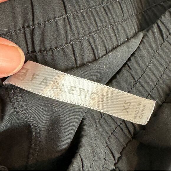 Fabletics Black Cynthia Lace Side Athletic Shorts XS - Picture 3 of 7